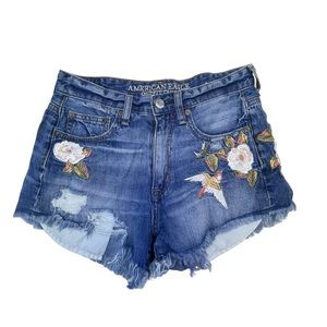American Eagle Blue Denim Embroidered ‎ Women's Shorts